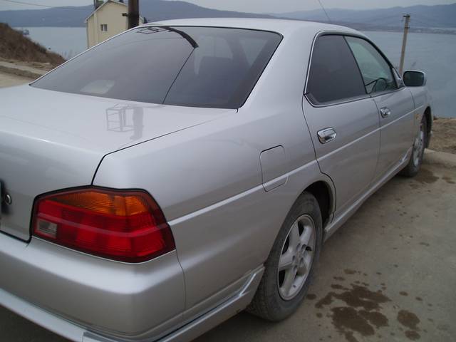 1998 Nissan Laurel
