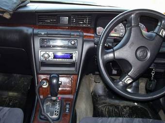 Nissan Laurel