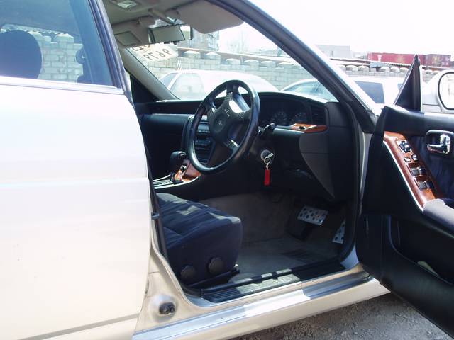 1998 Nissan Laurel