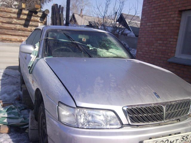1998 Nissan Laurel