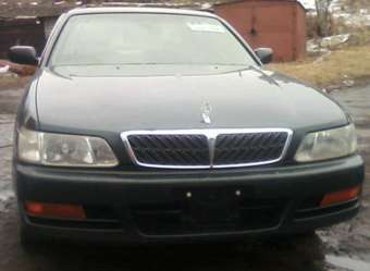 Nissan Laurel