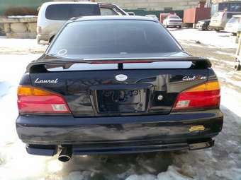 Nissan Laurel