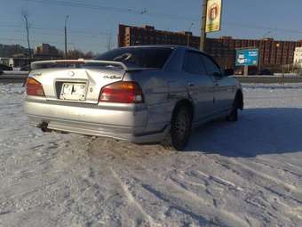 Nissan Laurel