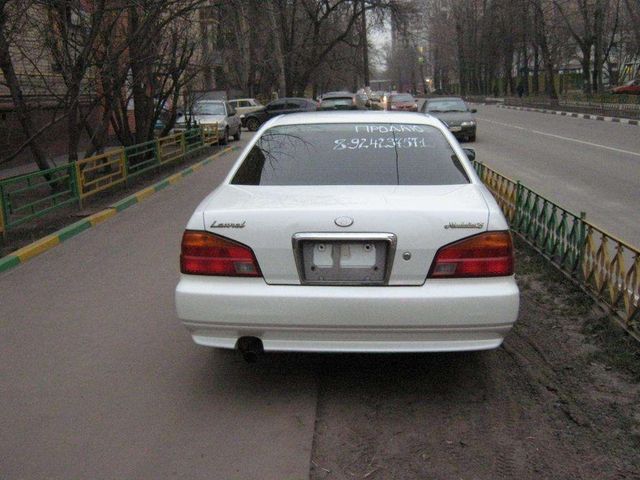 1998 Nissan Laurel