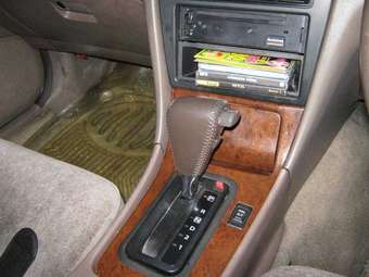 Nissan Laurel