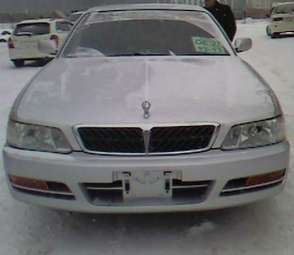 Nissan Laurel