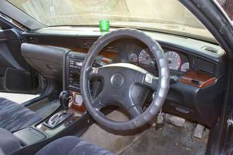 Nissan Laurel