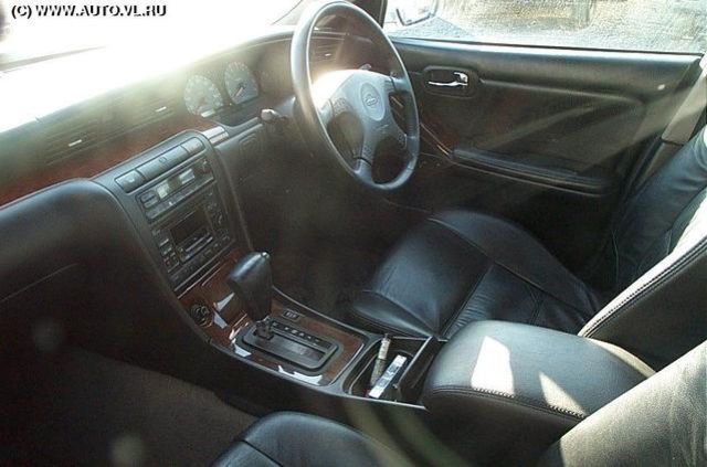 1998 Nissan Laurel