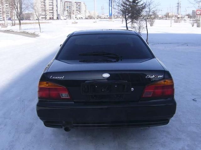 1998 Nissan Laurel
