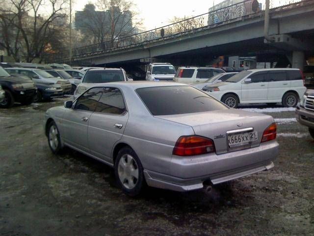 1998 Nissan Laurel