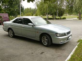 Nissan Laurel