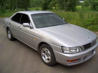 1998 Nissan Laurel Pics