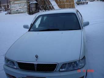 1998 Nissan Laurel Pictures