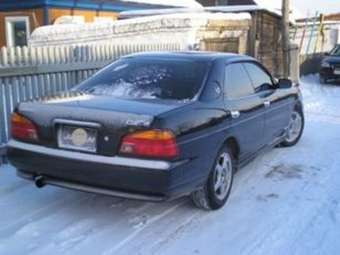 1998 Nissan Laurel Images