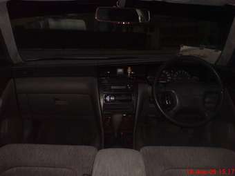 1998 Nissan Laurel Photos