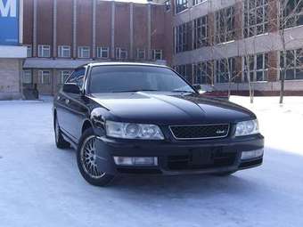 1998 Nissan Laurel Photos