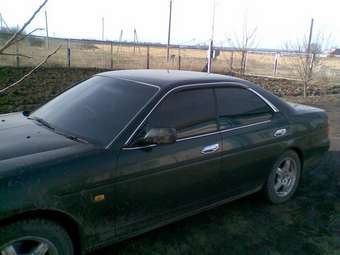 1998 Nissan Laurel Pictures