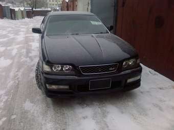 1998 Nissan Laurel Pictures