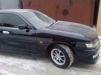 1998 Nissan Laurel Pictures