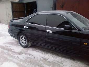 1998 Nissan Laurel Pictures