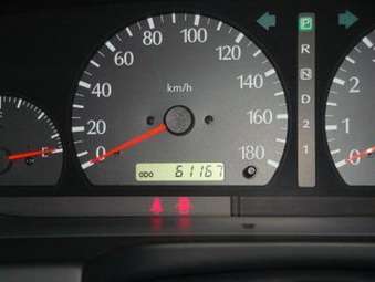 1998 Nissan Laurel Photos