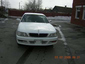 1998 Nissan Laurel Photos