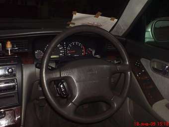 1998 Nissan Laurel Pictures