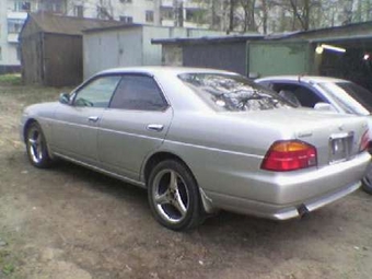 1999 Nissan Laurel