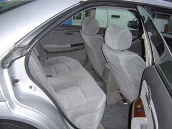 Nissan Laurel