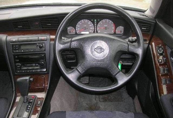 Nissan Laurel