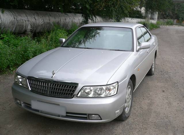 1999 Nissan Laurel