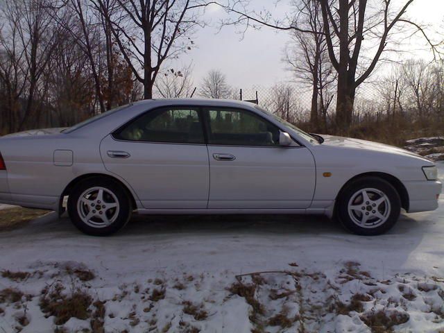 1999 Nissan Laurel