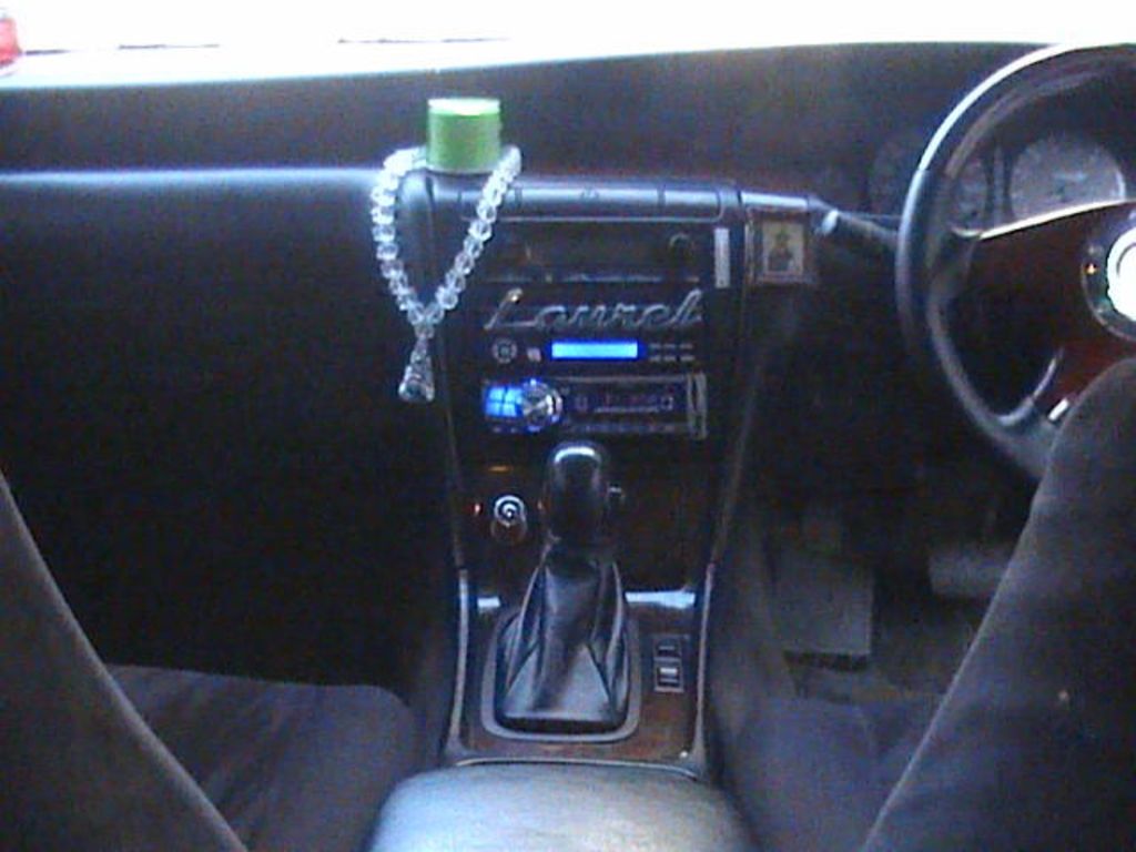1999 Nissan Laurel