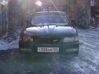 Nissan Laurel