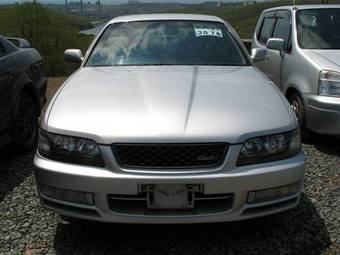 1999 Nissan Laurel Pictures