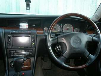 1999 Nissan Laurel Pics
