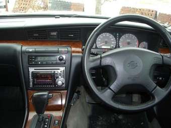 1999 Nissan Laurel Images