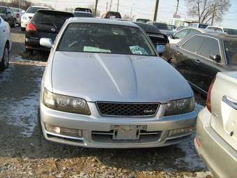1999 Nissan Laurel Pictures