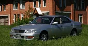 1999 Nissan Laurel Pics