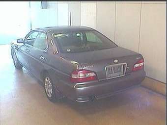1999 Nissan Laurel Pictures
