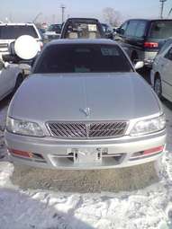 1999 Nissan Laurel Pics