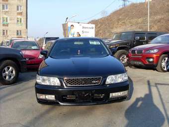 1999 Nissan Laurel Pictures