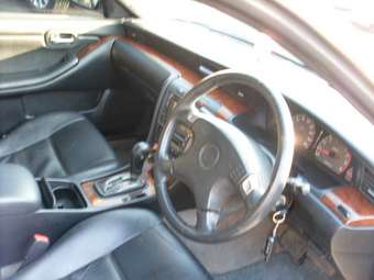 1999 Nissan Laurel Pictures