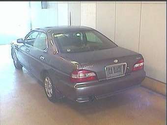 1999 Nissan Laurel Pictures