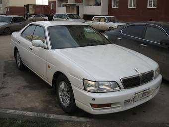 1999 Nissan Laurel Photos