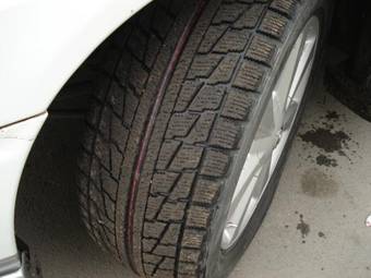 1999 Nissan Laurel Pictures