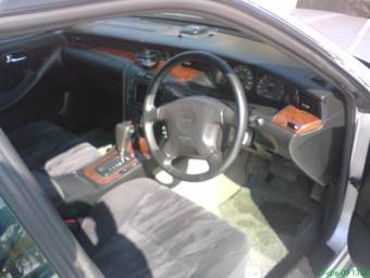 1999 Nissan Laurel Photos