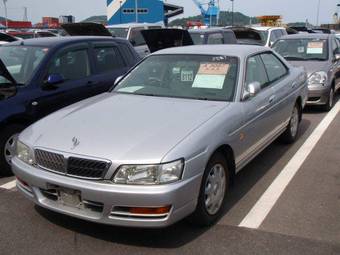 1999 Nissan Laurel Photos