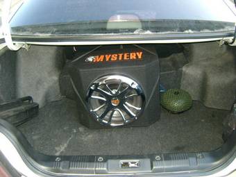 1999 Nissan Laurel Photos