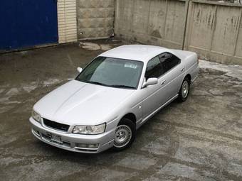 1999 Nissan Laurel Images